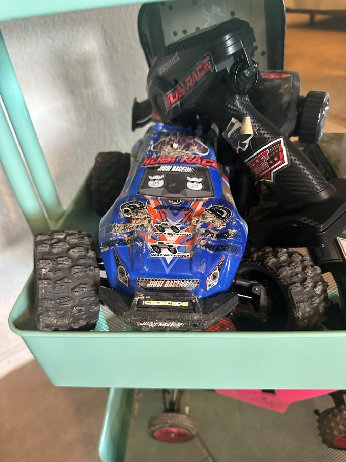Jiusi Race Truggy